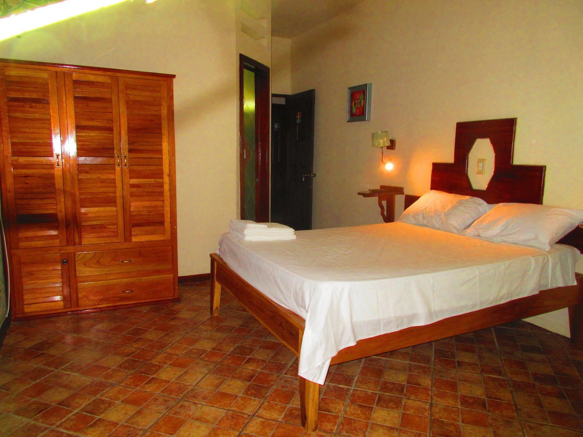 Los Balcones Over The Sea Hotel Bocas del Toro 외부 사진