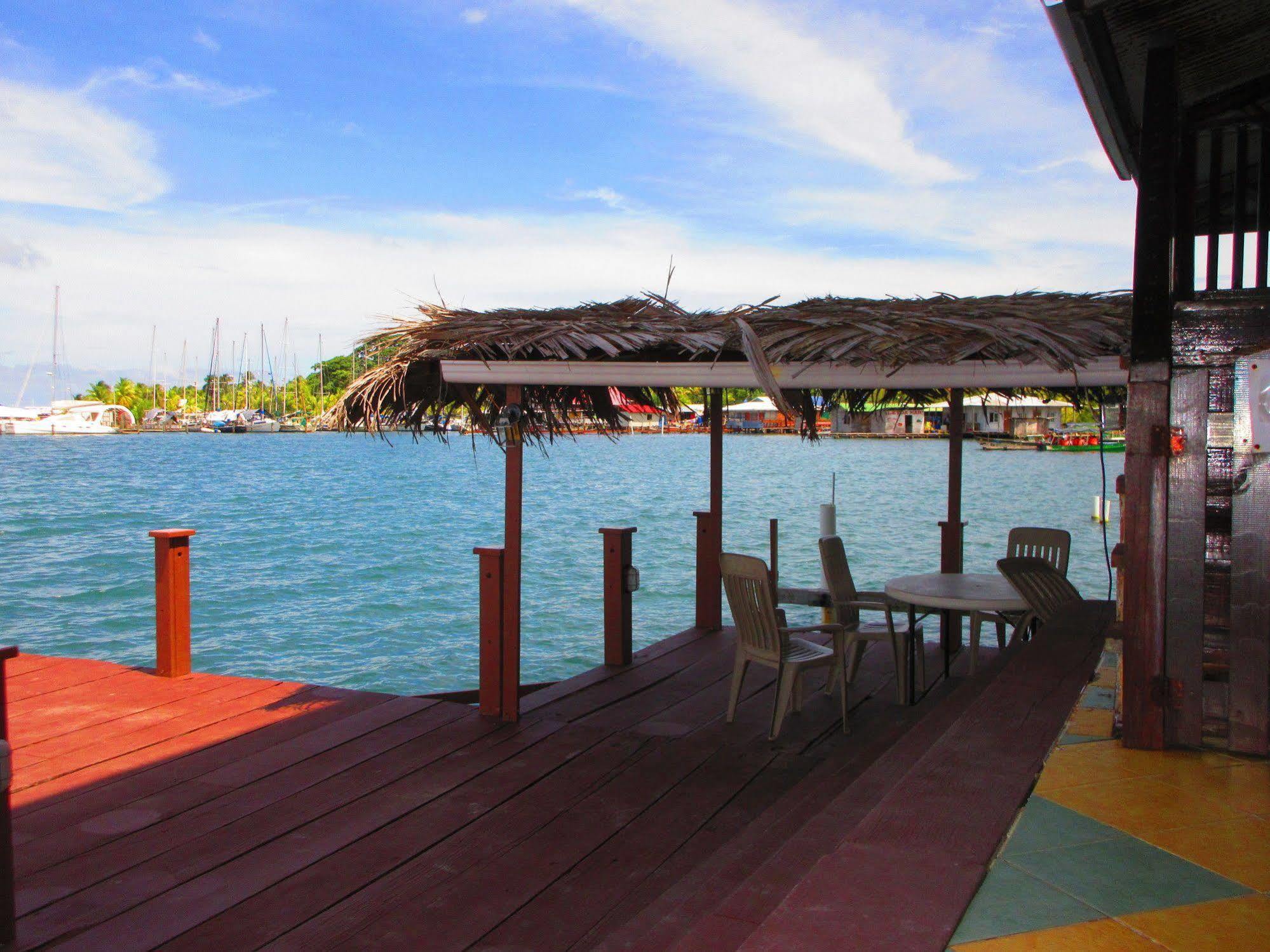 Los Balcones Over The Sea Hotel Bocas del Toro 외부 사진