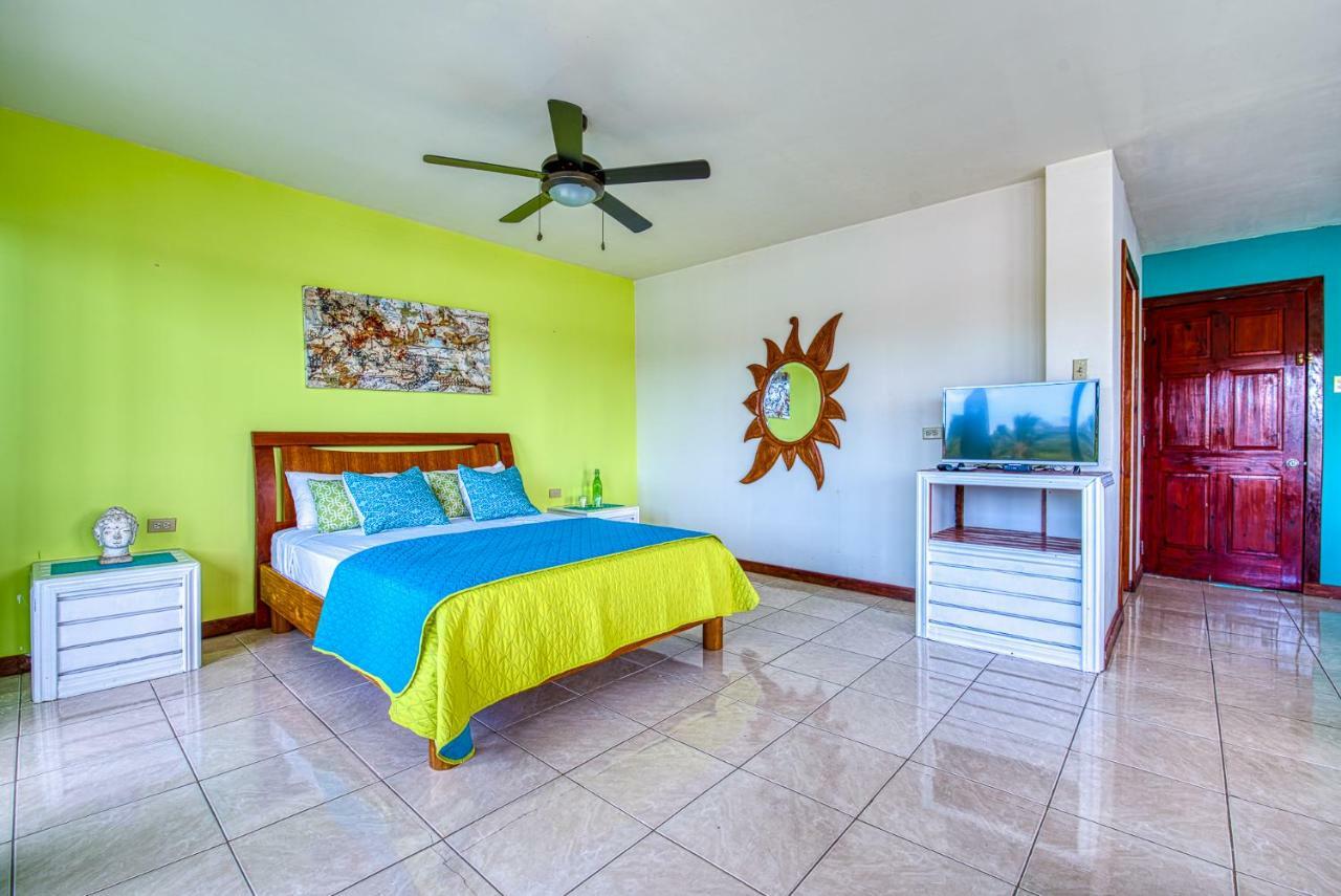Los Balcones Over The Sea Hotel Bocas del Toro 외부 사진