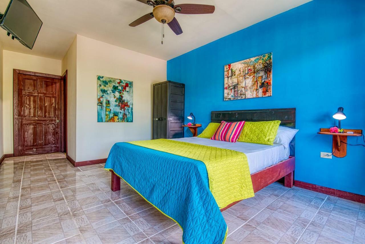 Los Balcones Over The Sea Hotel Bocas del Toro 외부 사진