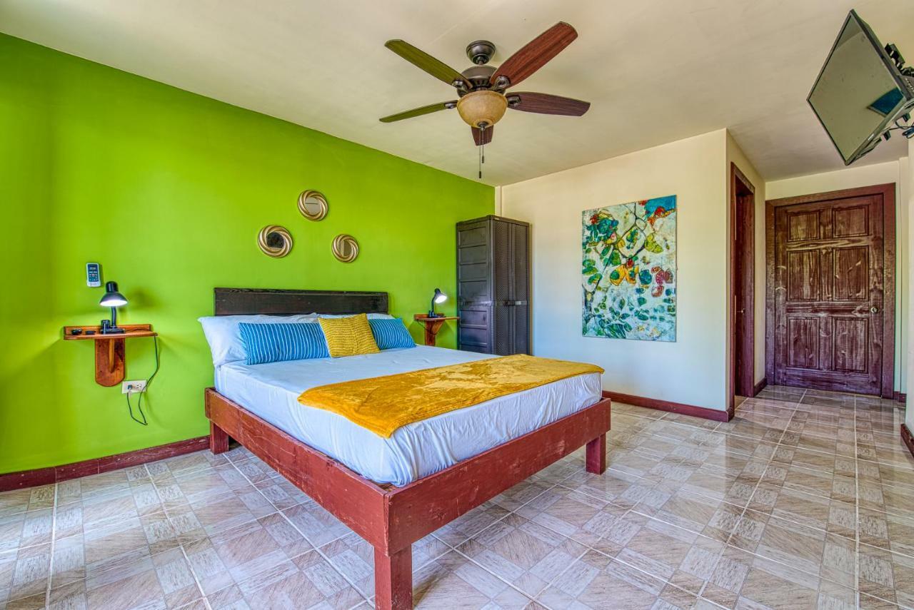 Los Balcones Over The Sea Hotel Bocas del Toro 외부 사진
