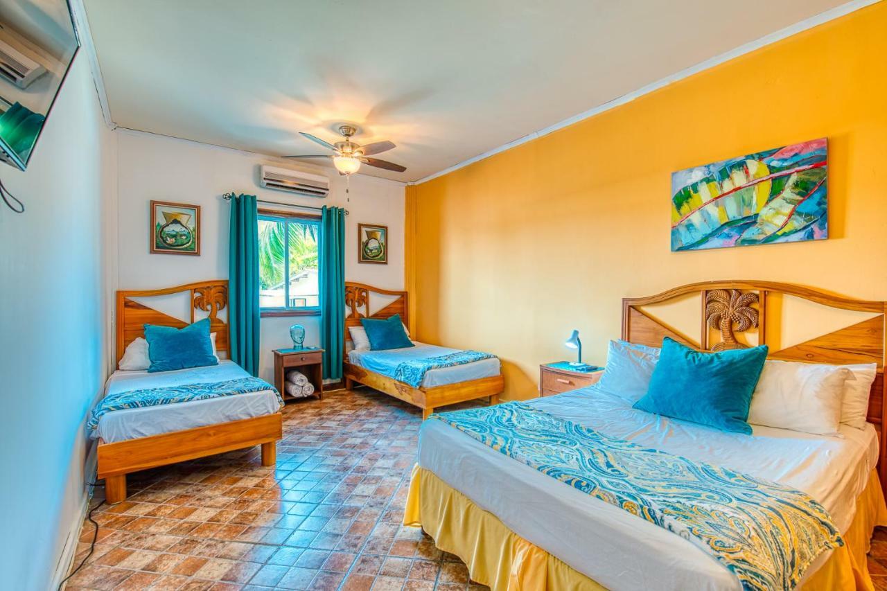 Los Balcones Over The Sea Hotel Bocas del Toro 외부 사진