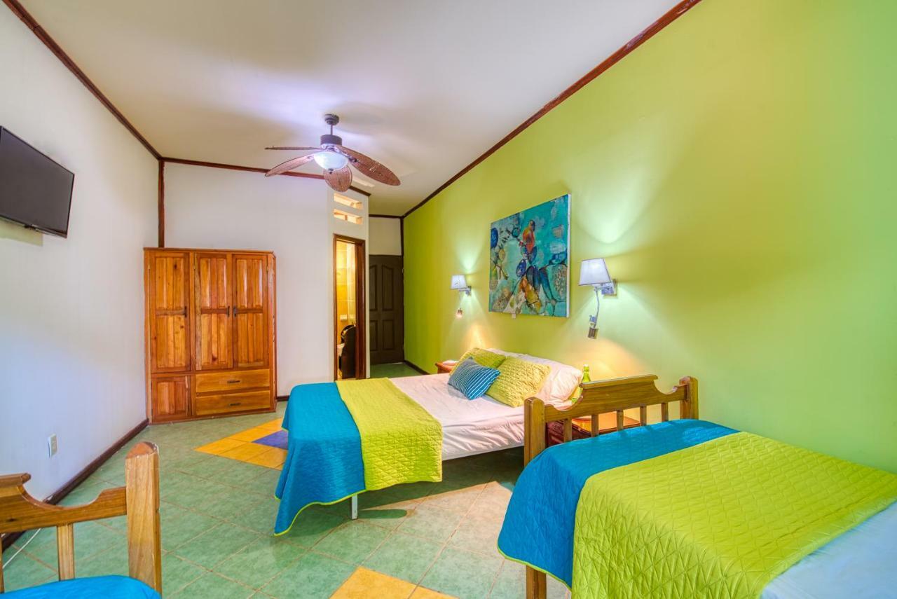 Los Balcones Over The Sea Hotel Bocas del Toro 외부 사진