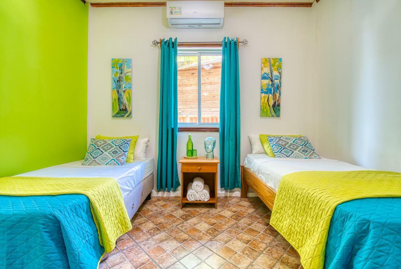 Los Balcones Over The Sea Hotel Bocas del Toro 외부 사진